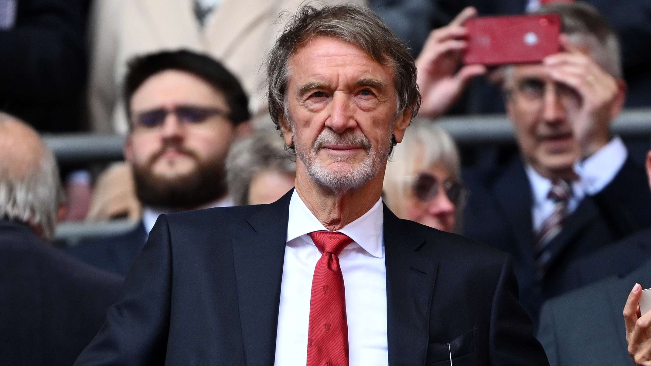 仅梅开二度 仅梅开二度