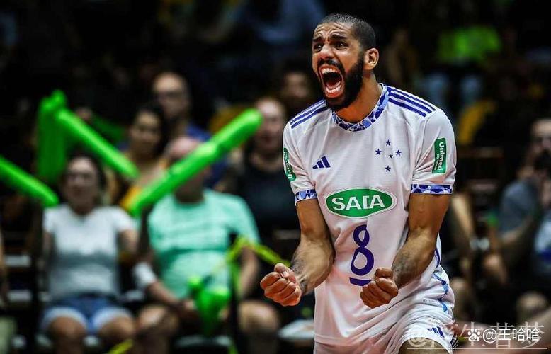 48岁大罗豪言踢欧冠却连遭打击：5年内3次降级，寻求卖队